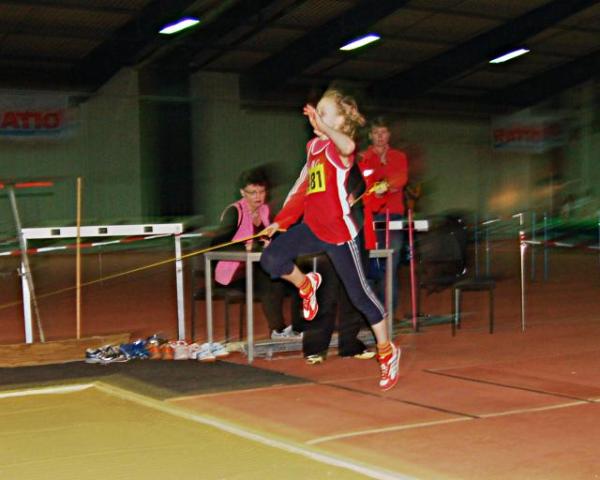 Nadine Thiemann bei ihrem dritten Versuch im Weitsprung beim Sportfest in Münster.