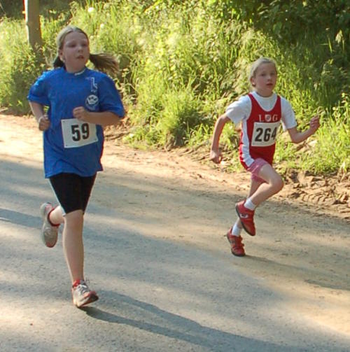 Carla Weiser spult auch ganz locker ihre 2,5 km runter. Carla Weiser spult auch ganz locker ihre 2,5 km runter.