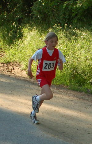 Henrike Weiser kurz vor dem Einlauf auf die letzte Stadionrunde Henrike Weiser kurz vor dem Einlauf auf die letzte Stadionrunde