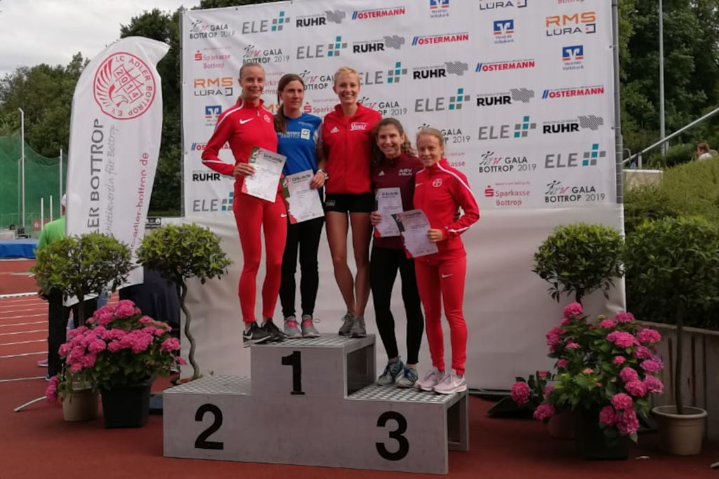 Die schnellsten NRW-Läuferinnen über die 1.500m bei den offenen NRW-Meisterschaften in Bottrop.