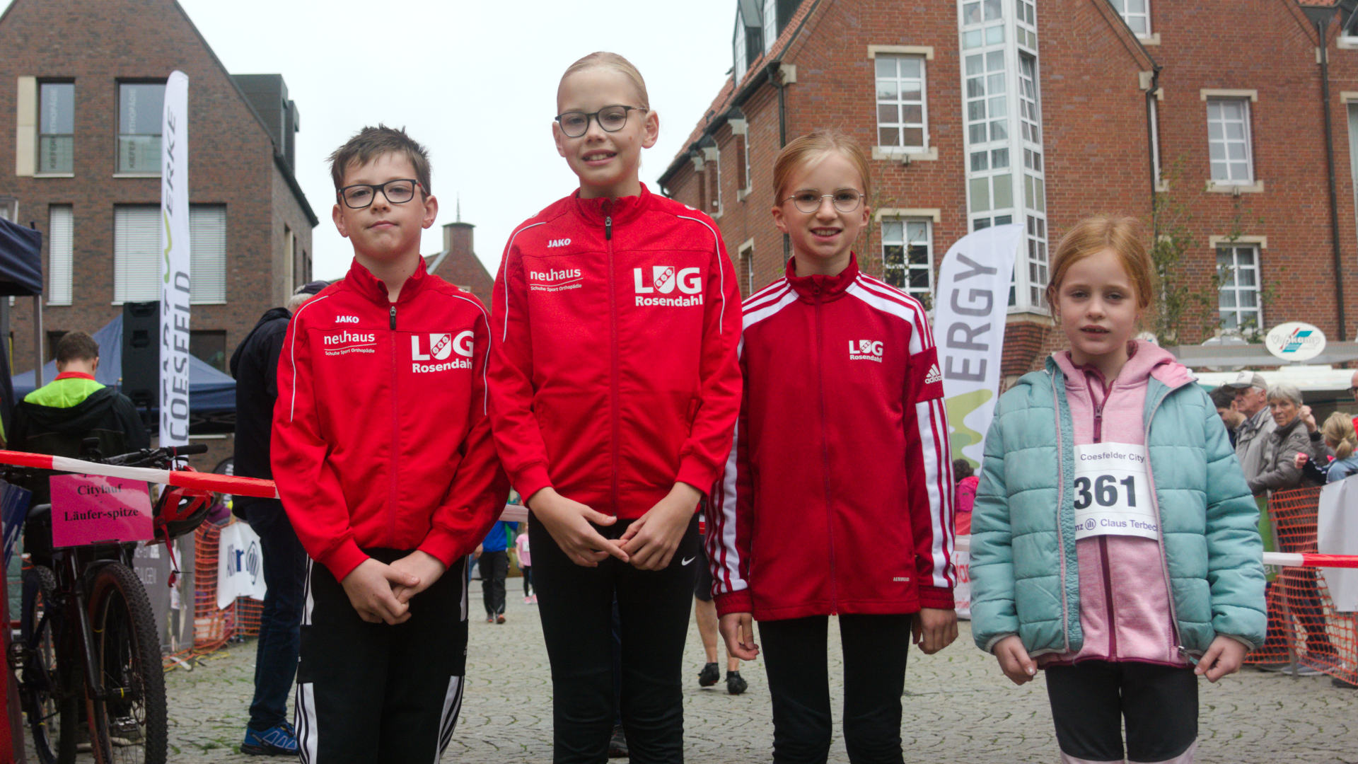Unsere kleine Kindergruppe kurz vor dem ersten Start.