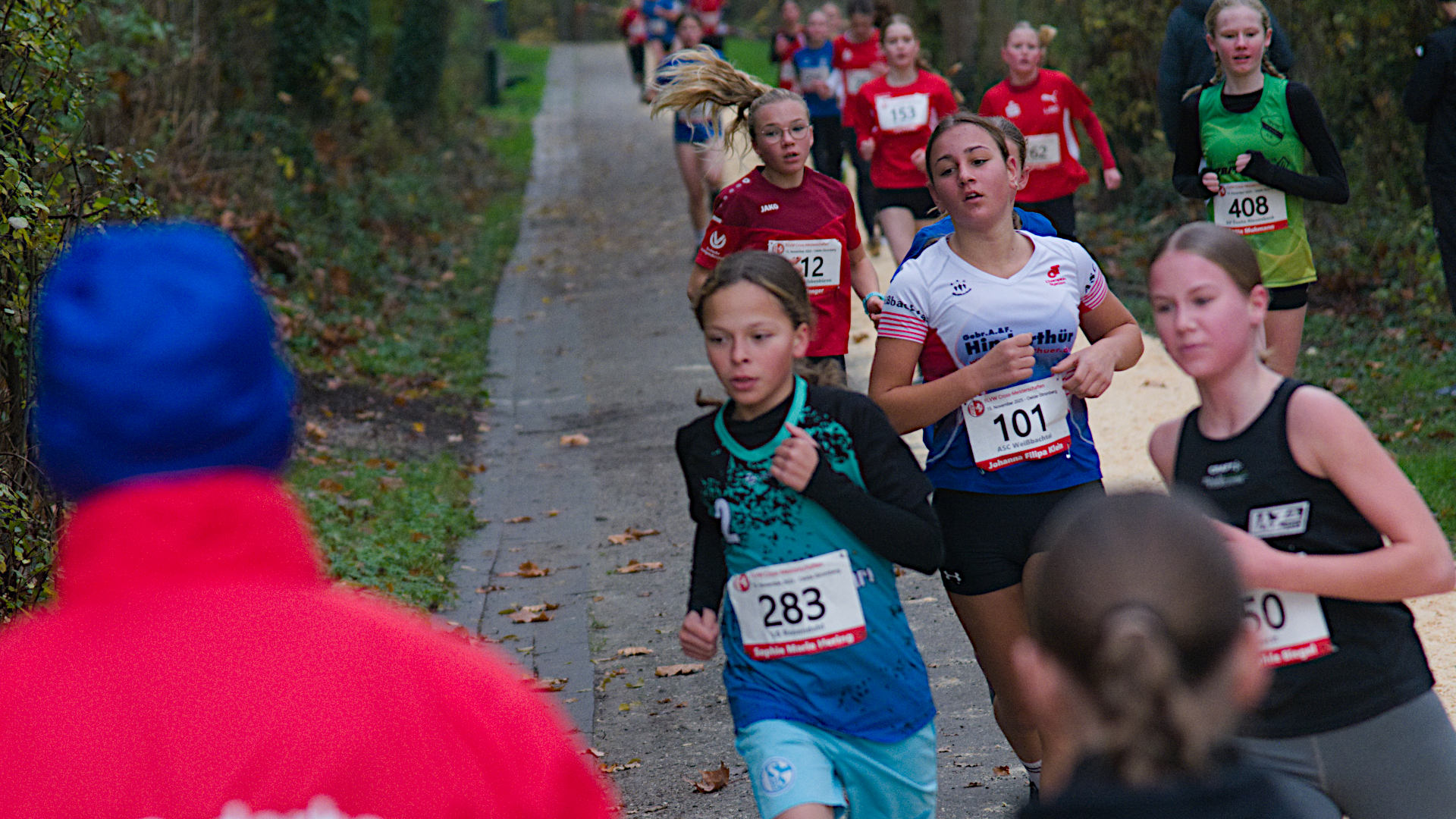 Aus dem hinteren Mittelfeld  musste sich Marie-Sophie (283) langsam nach weiter vorne arbeiten.